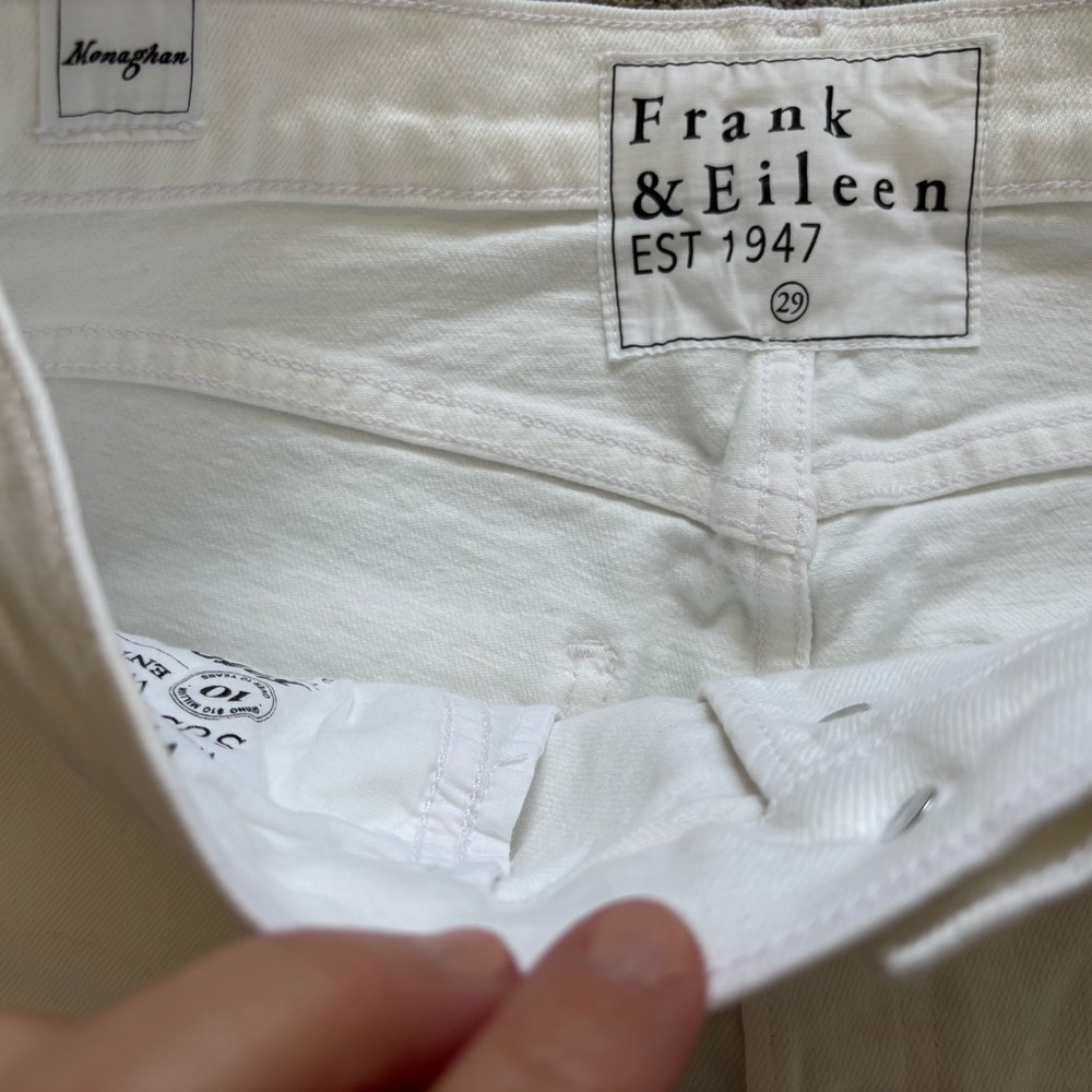FRANK & EILEEN MONAGHAN Classic Jeans Size 29 Modern Chic Effortless Casual Cool - Picture 3 of 9